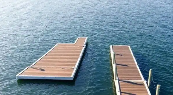 Floating vs. Fixed Docks: Choosing the Right System for Commercial Marina Construction South Florida